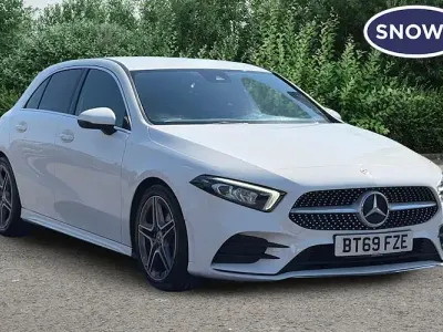 Used Mercedes A180 AMG line 136 HP (100 kW) 2019 White Hatchback
