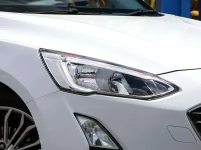 Used Ford Focus Titanium X 125 HP (91 kW) 2019 White Hatchback