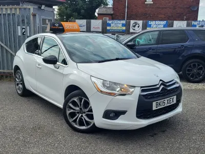 Used Citroën DS4 2015 White Hatchback