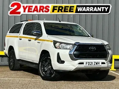 Gebraucht Toyota HiLux 150 PS (110 kW) 2021 Weiß Pickup