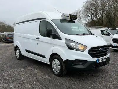 Usado Ford Transit Custom 130 HP (95 kW) 2018 Branco Van