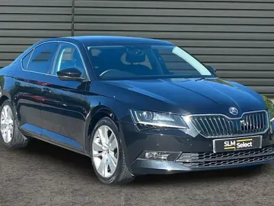 Usado Skoda Superb SE L Executive 150 CV (110 kW) 2019 Utilitario