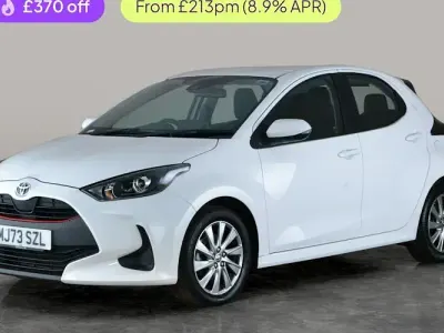 Käytetty Toyota Yaris Hybrid 116 HP (85 kW) 2026 Viistoperä