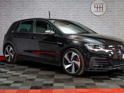Używany VW Golf VII GTI 245 KM (180 kW) 2019 Czarny Hatchback