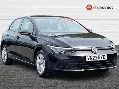 Used VW Golf VIII Life 150 HP (110 kW) 2023 Black Hatchback