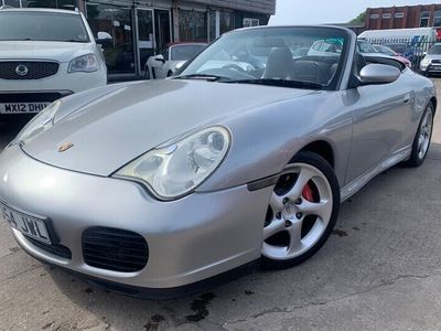 Porsche 911 Carrera 4
