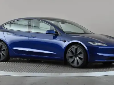 Used Tesla Model 3 Standard Range 180 kW (245 HP) 2025 Sedan