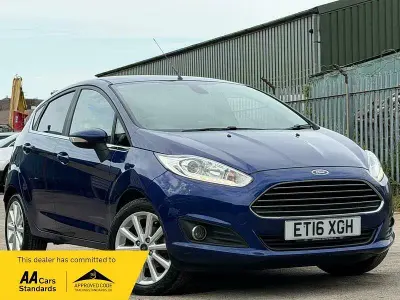 Used Ford Fiesta Titanium 2016 Blue Hatchback