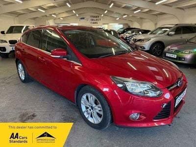 Used Ford Focus Titanium 2014 Red Hatchback