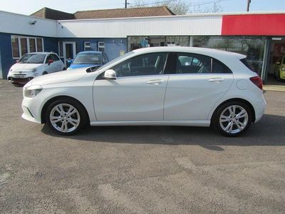 Used Mercedes A180 Executive 2017 White Hatchback