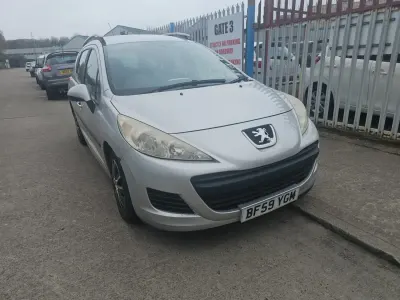 Używany Peugeot 207 S 90 KM (66 kW) 2009 Srebrny Kombi