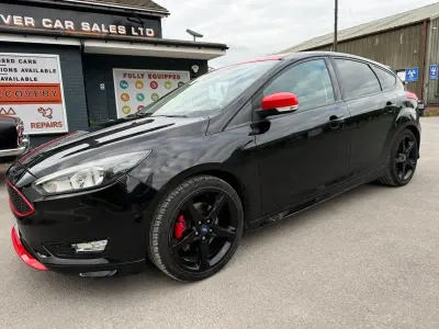 Używany Ford Focus Zetec 2016 Czarny Hatchback
