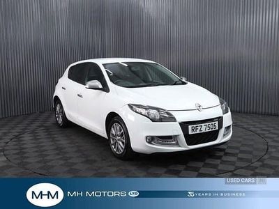 White Used 2014 Renault Mégane III Hatchback | £4,495 (Expensive)