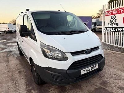 White Used 2013 Ford Transit Custom Van | £2,800 (Fair price)