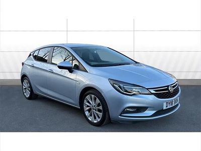 Used Vauxhall Astra Design Edition 101 HP (74 kW) 2018 Silver Hatchback