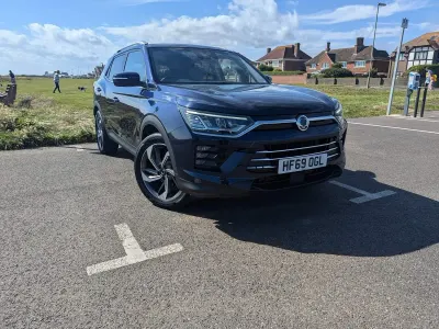 Used SsangYong Korando 136 HP (100 kW) 2019 Blue Estate