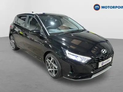 Używany Hyundai i20 Ultimate 101 KM (74 kW) 2025 Czarny Hatchback