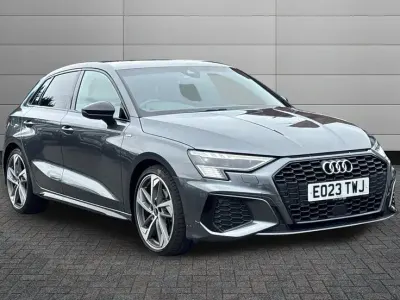Used Audi A3 Comfort 150 HP (110 kW) 2023 Grey Sedan
