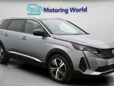 Used Peugeot 5008 Allure+ 131 HP (96 kW) 2023 Grey SUV