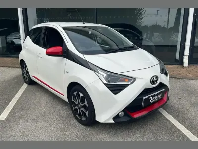 Used Toyota Aygo Trend 72 HP (52 kW) 2020 White Hatchback