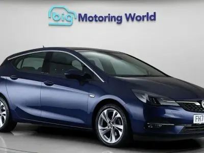 Used Vauxhall Astra SRi 122 HP (89 kW) 2021 Blue Hatchback