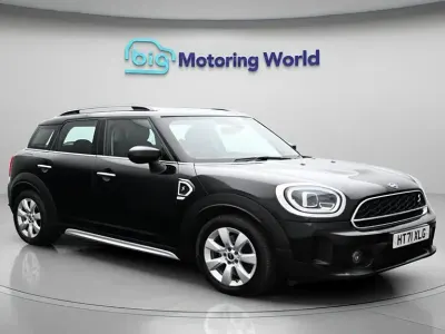 Używany Mini Cooper S Countryman Classic 178 KM (130 kW) 2022 Czarny SUV