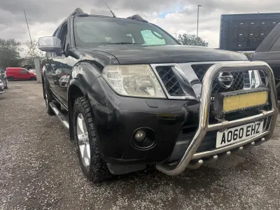 Used Nissan Navara Tekna 2010 Black Pickup