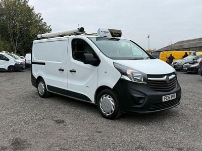 White Used 2016 Vauxhall Vivaro MPV | £6,458 (Good price)