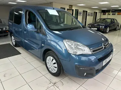 Used Citroën Berlingo Feel 2017 Blue MPV
