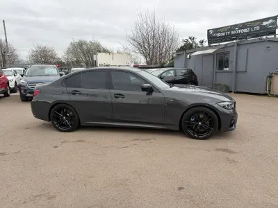 Begagnad BMW 320 M Sport 2021 Grå Sedan