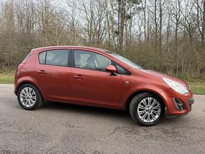 Used Vauxhall Corsa 90 HP (66 kW) 2011 Orange Hatchback