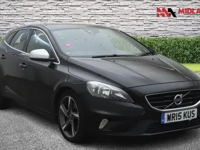 Used Volvo V40 R-Design 122 HP (89 kW) 2015 Black Hatchback