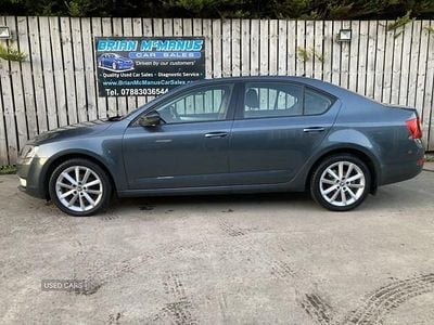 Grey Used 2014 Skoda Octavia Elegance Hatchback | £6,750 (Expensive)