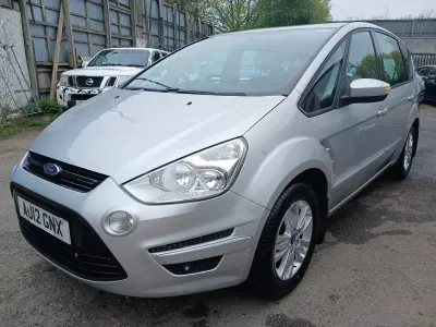 Used Ford S-MAX Zetec 140 HP (102 kW) 2012 Silver MPV