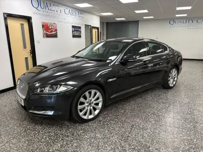 Used Jaguar XF Portfolio 200 HP (147 kW) 2015 Grey Sedan