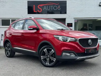 Używany MG ZS Exclusive 111 KM (81 kW) 2019 Czerwony SUV