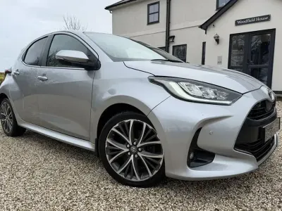 Used Toyota Yaris Hybrid 2021