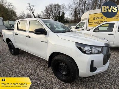 Used Toyota HiLux Active 150 HP (110 kW) 2022 White Pickup