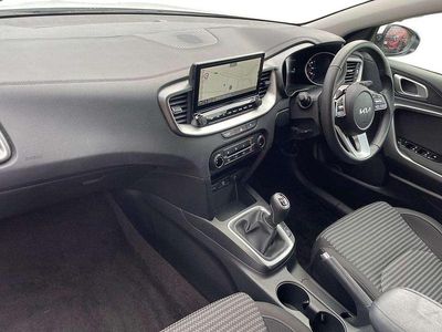 Used Kia Ceed Sportswagon 138 HP (101 kW) 2025 White Estate