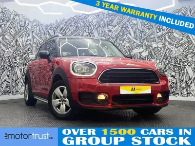 Używany Mini Cooper 136 KM (100 kW) 2017 Czerwony Hatchback