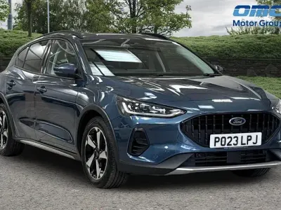 Used Ford Focus Active 125 HP (91 kW) 2023 Blue Hatchback