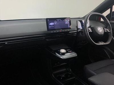 Used MG MG4 EV Trophy 177 kW (242 HP) 2024 Red Hatchback