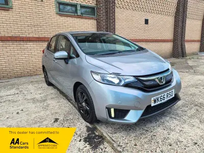Used Honda Jazz SE 102 HP (75 kW) 2016 Silver Hatchback