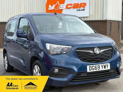 Used Vauxhall Combo S 110 HP (80 kW) 2019 Blue MPV