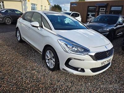 Used DS Automobiles DS5 Elegance 2015 White Hatchback