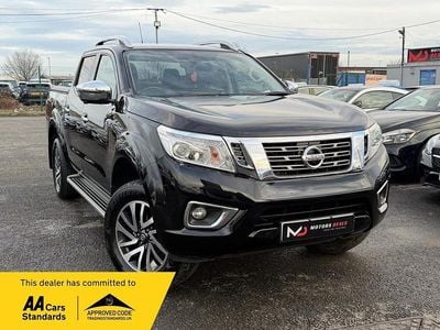 Black Used 2019 Nissan Navara Tekna Pickup | £17,495 (Fair price)