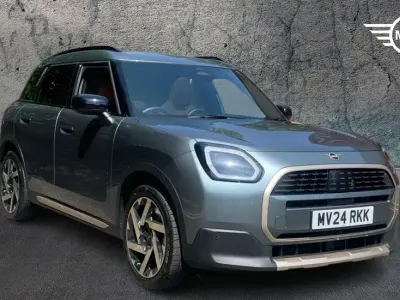 Used Mini Countryman Exclusive 168 HP (123 kW) 2024 Green SUV