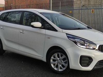 Used Kia Carens 133 HP (97 kW) 2018 White MPV