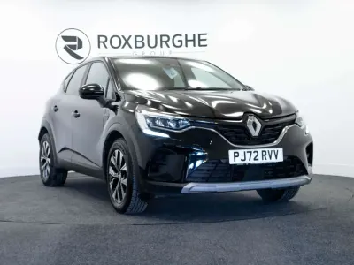 Używany Renault Captur Evolution 145 KM (106 kW) 2022 Czarny SUV