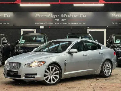 Usado Jaguar XF Premium Luxury 2010 Prateado Sedan